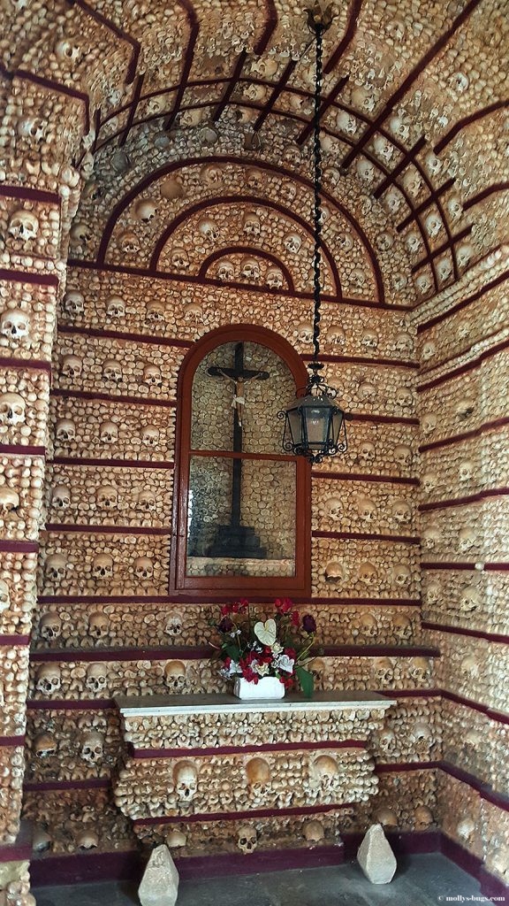 Capela_de_Ossos Bone_Chapel_Faro