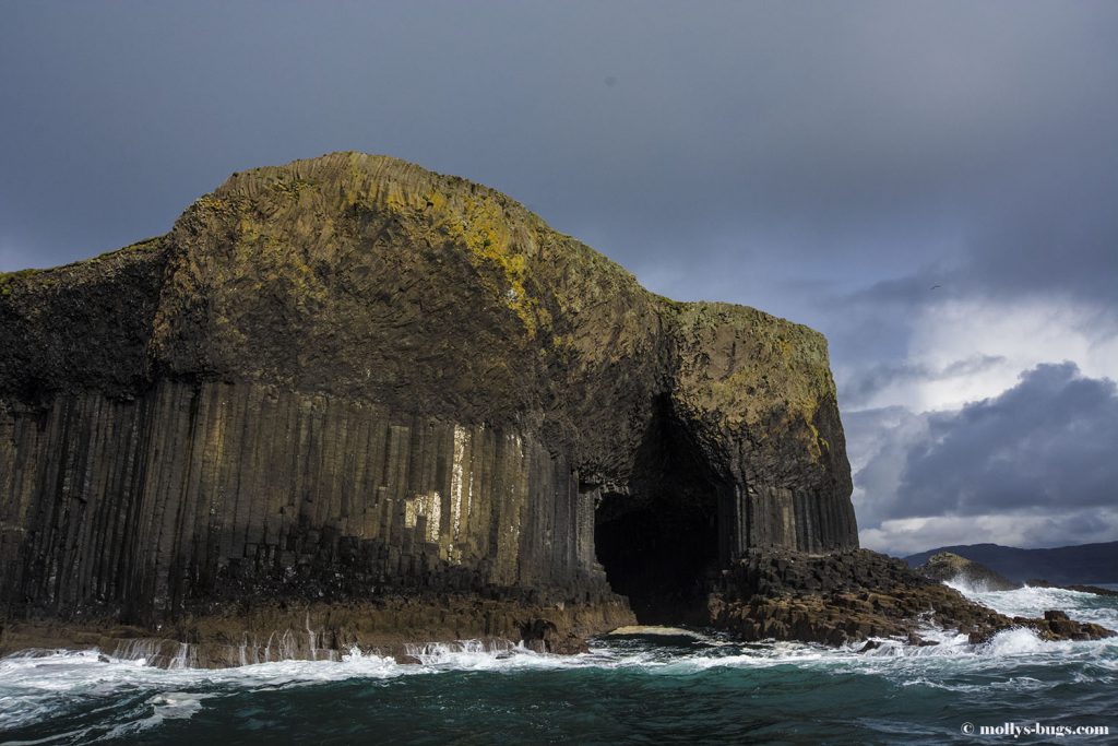 fingals_cave_1